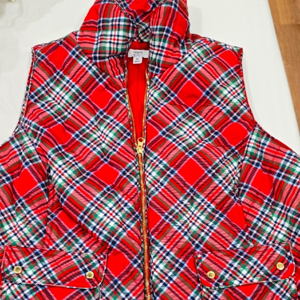 Crown & Ivy Red & Green Plaid Vest 2X